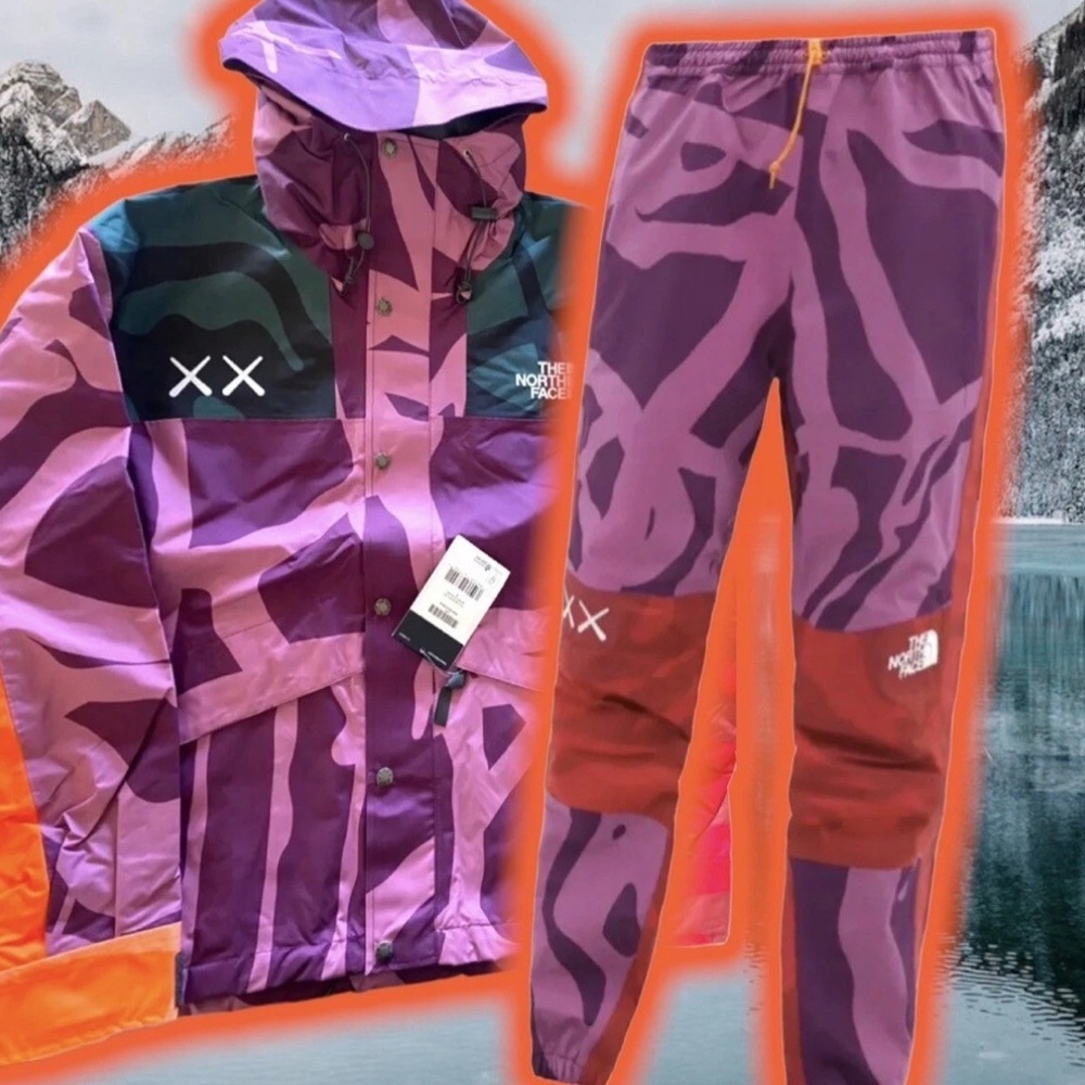 Kaws X The North Face Retro 1986 Mountain Jacket  🧥 and Pants 👖